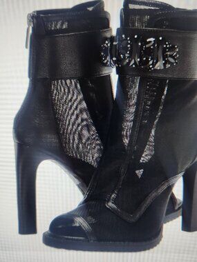 Karl Lagerfeld "Blaze" Open Toed Heeled Booties. NIB. Size 5